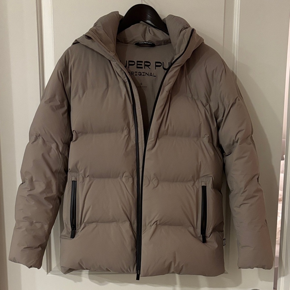 Aritzia Down Puff Jacket